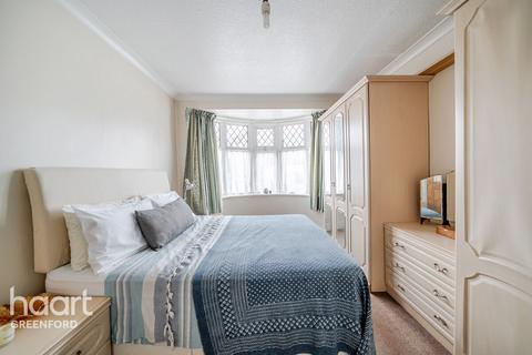 undefined, Croyde Avenue, Greenford