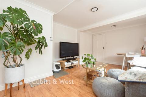 1 bedroom ground floor flat for sale, 39 Woodlands Road, Earlswood RH1