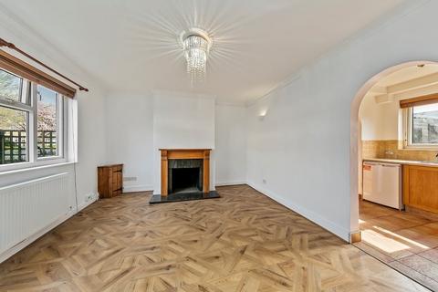 2 bedroom flat to rent, Dudley Road, Kew, Richmond TW9