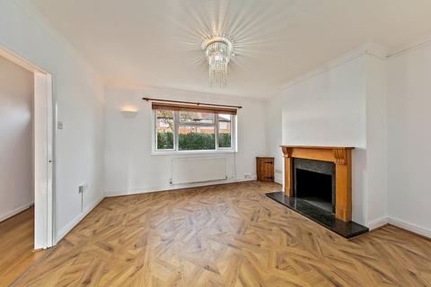 2 bedroom flat to rent, Dudley Road, Kew, Richmond TW9