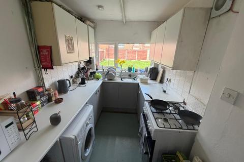 undefined, 8 Brentbridge Road