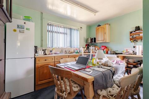 undefined, North View, Barney