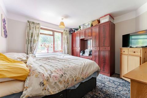 undefined, North View, Barney