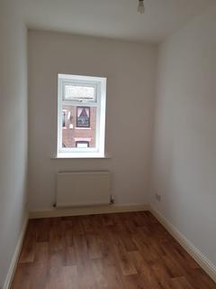3 bedroom terraced house for sale, Garston Street, Bury BL9