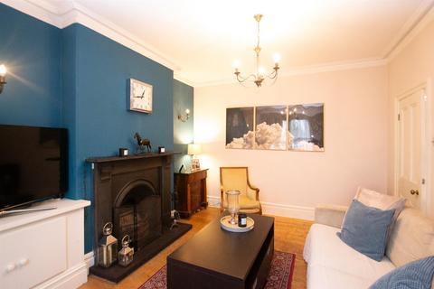 2 bedroom end of terrace house for sale, Ellesmere Road, Warrington WA4