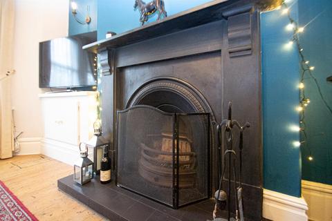 2 bedroom end of terrace house for sale, Ellesmere Road, Warrington WA4