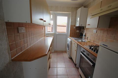 2 bedroom house to rent, Newmarket Road, Cambridge CB5