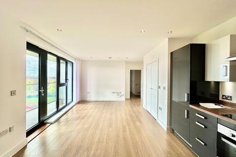 2 bedroom flat to rent, Parade Gardens, London, E4