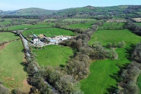 undefined, Crugybar, Llanwrda