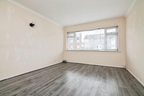2 bedroom ground floor flat for sale, Tudor Court, Tipton