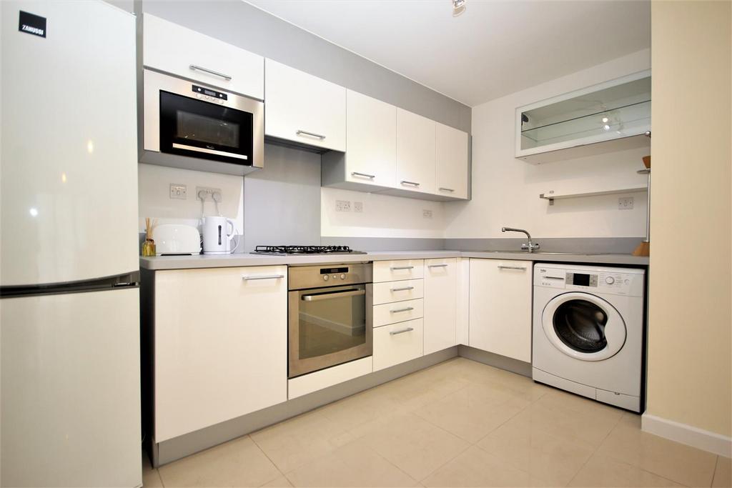 Kitchen.JPG