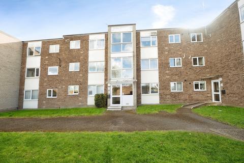2 bedroom flat for sale, Chaplaincy Gardens, The Stuarts, Hornchurch, Essex, RM11