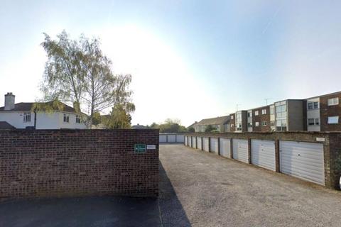 2 bedroom flat for sale, Chaplaincy Gardens, The Stuarts, Hornchurch, Essex, RM11