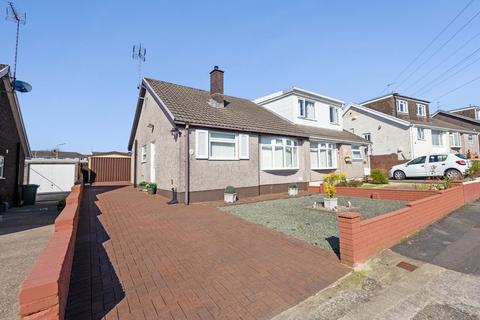 2 bedroom semi-detached bungalow for sale, Meadow Crescent, Pontypridd CF38