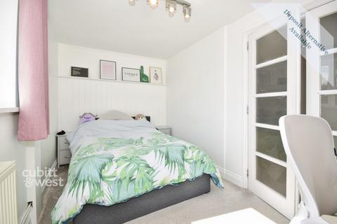 undefined, Charlwoods Road, East Grinstead, RH19