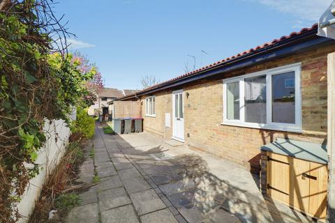undefined, Milton Close, Southend-on-sea, SS2