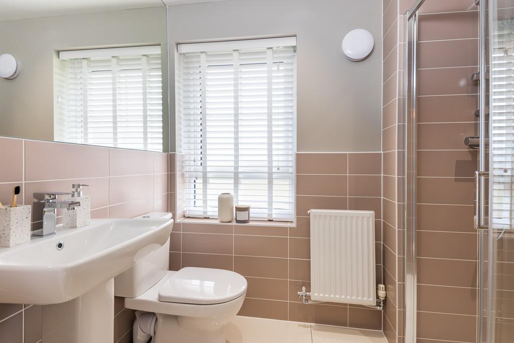 En suite in the Moresby 3 bedroom home
