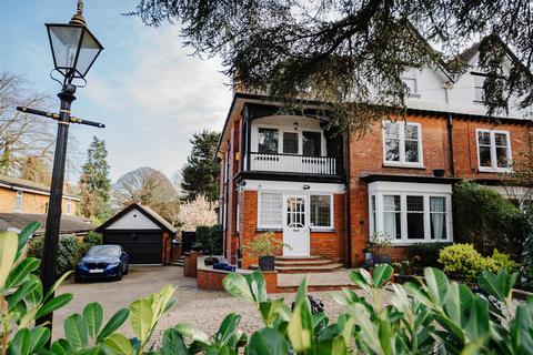 6 bedroom semi-detached house for sale, Ferriby Road, Hessle HU13