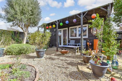 3 bedroom detached bungalow for sale, Adie Road, Greatstone TN28