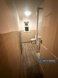 2 bedroom flat to rent, Westbourne Drive, Stoke And Trent, ST6