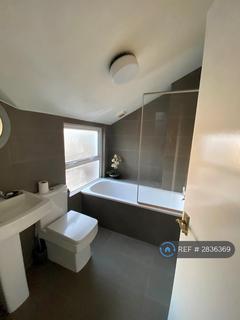 1 bedroom flat to rent, Gilbey Road, London, SW17