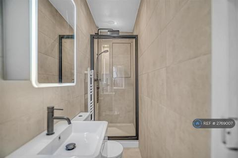 2 bedroom flat to rent, Sheen Lane, London, SW14