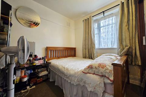 undefined, Mulberry Close, Charlton Park Road, London