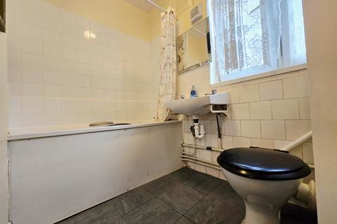 undefined, Mulberry Close, Charlton Park Road, London