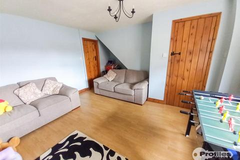 3 bedroom semi-detached house for sale, Tweedside Close, Hinckley
