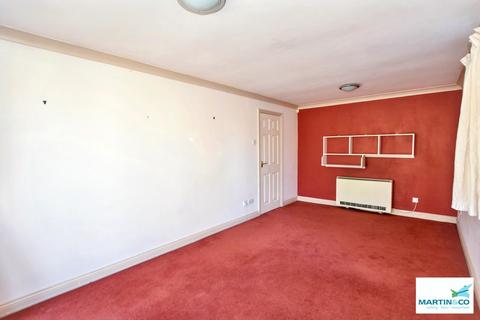 2 bedroom apartment for sale, Queens Park Court, Hinckley