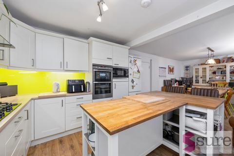 5 bedroom detached bungalow for sale, Channel View Road, Woodingdean
