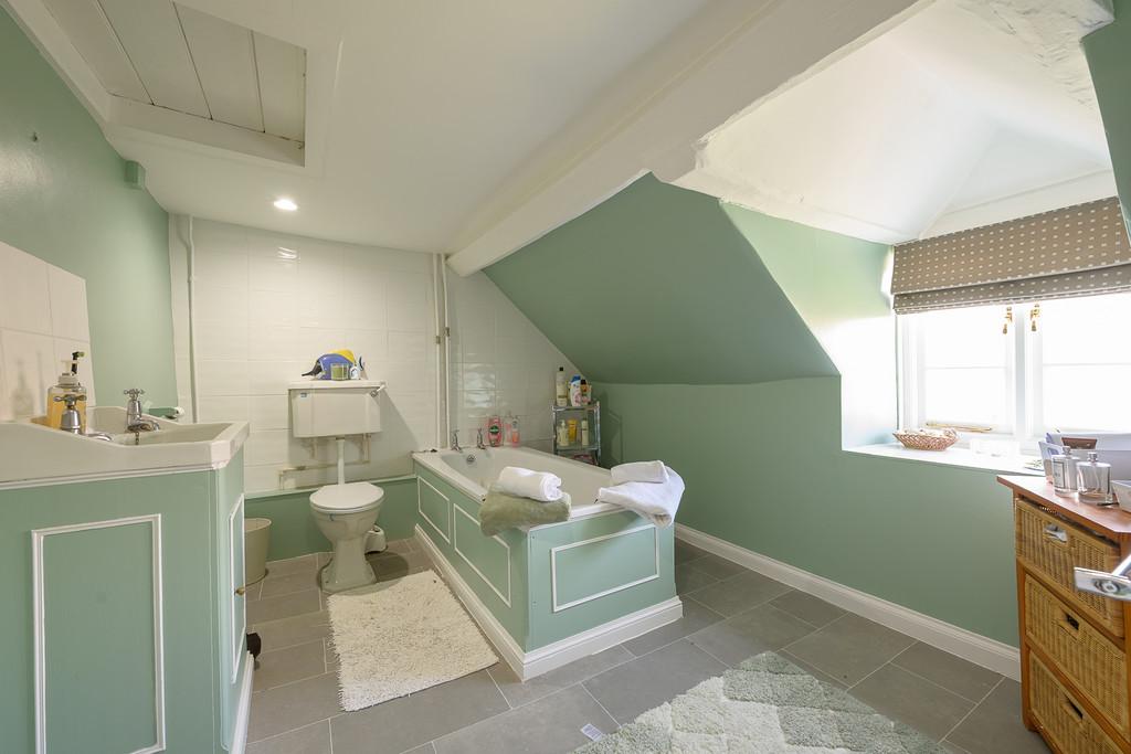 Brelston Court-26
