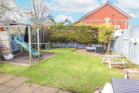 5 bedroom detached house for sale, Duke Street, Wellingborough NN8