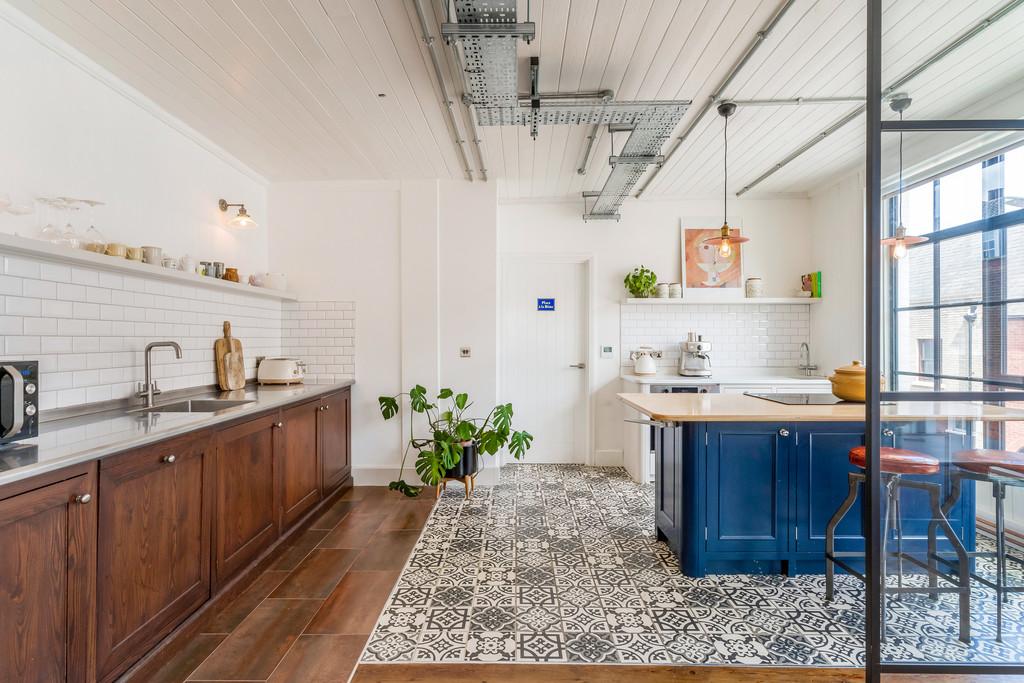 10. Kitchen