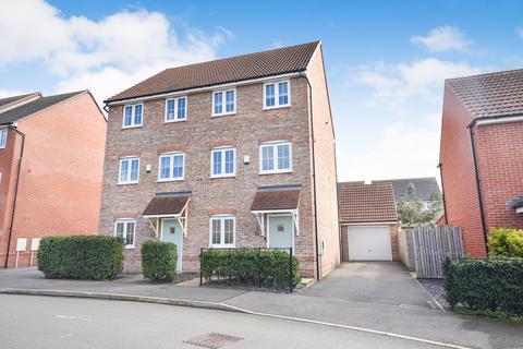 4 bedroom semi-detached house for sale, Maygreen Avenue, Cotgrave