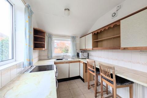 3 bedroom end of terrace house for sale, FISHER PLACE, CLEETHORPES