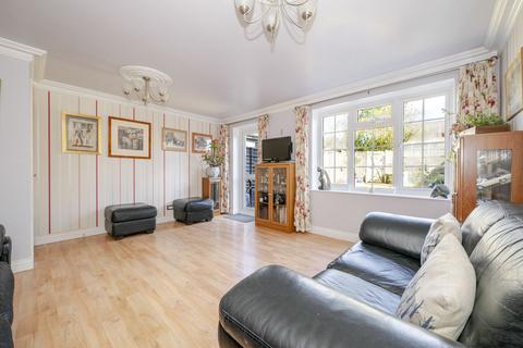 undefined, Hunters Way, Uckfield