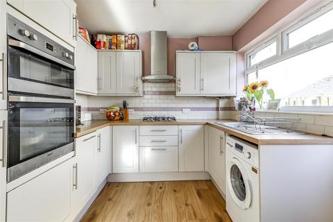 3 bedroom semi-detached house for sale, Baker Street, Enfield