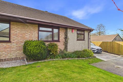 2 bedroom semi-detached bungalow for sale, Tolvaddon, Camborne - Quality semi-detached bungalow, chain free sale