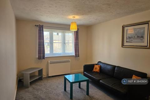 2 bedroom flat to rent, Armoury Road, London, SE8