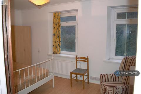 undefined, Broadway, Pontypridd, CF37