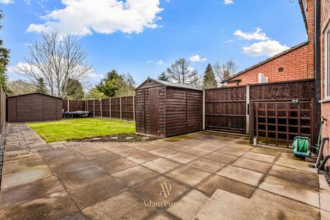 3 bedroom semi-detached house for sale, Coventry Road, Hinckley, LE10
