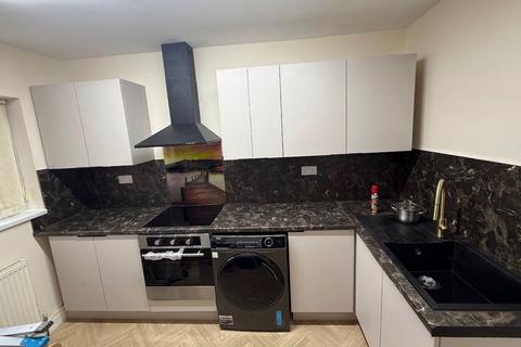 undefined, Hawkswood Avenue, Bradford, BD9