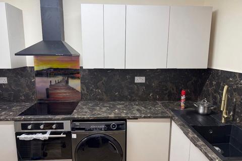 undefined, Hawkswood Avenue, Bradford, BD9