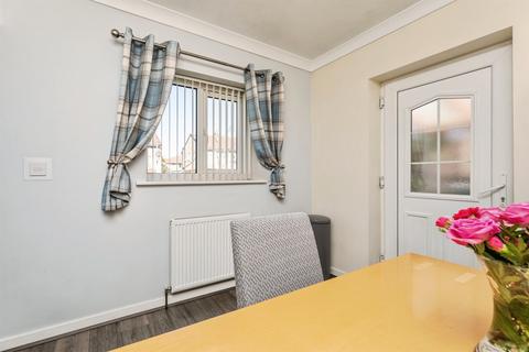 3 bedroom semi-detached bungalow for sale, Pinewood Drive, Camblesforth, Selby