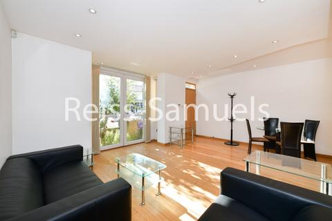 2 bedroom apartment to rent, Westferry Road, London E14