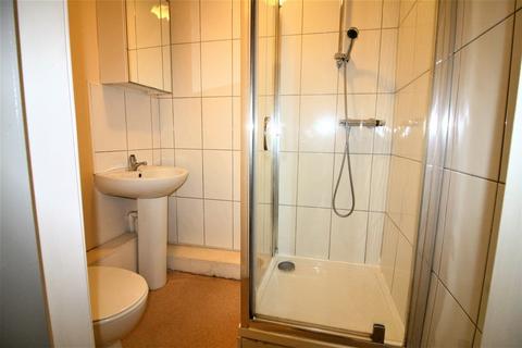 Studio to rent, Studio room at 3 Fitzwilliam Street, Sheffield, S1 4JL