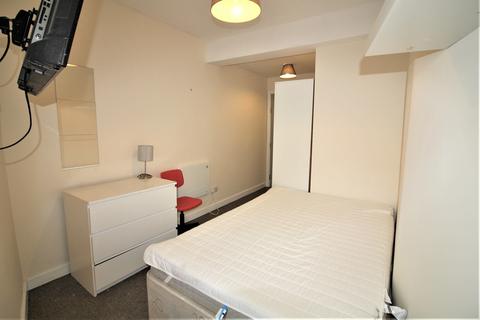 1 bedroom apartment to rent, Room in a shared flat at 3 Fitzwilliam Street, Sheffield, S1 4JL