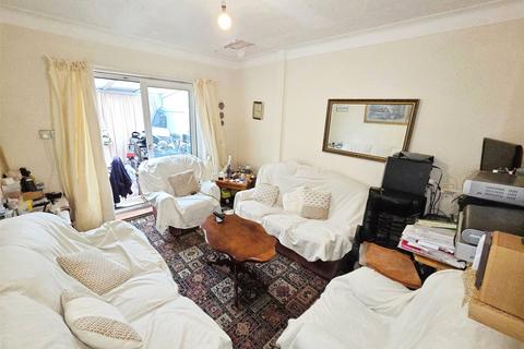 undefined, St. David Road, Wirral, Merseyside, CH62