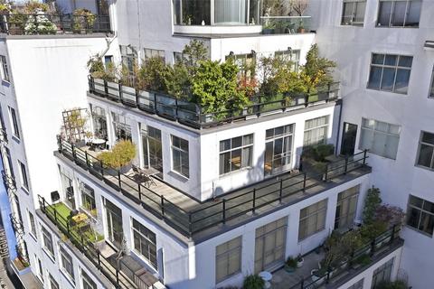 1 bedroom apartment to rent, Saffron Hill, London, EC1N